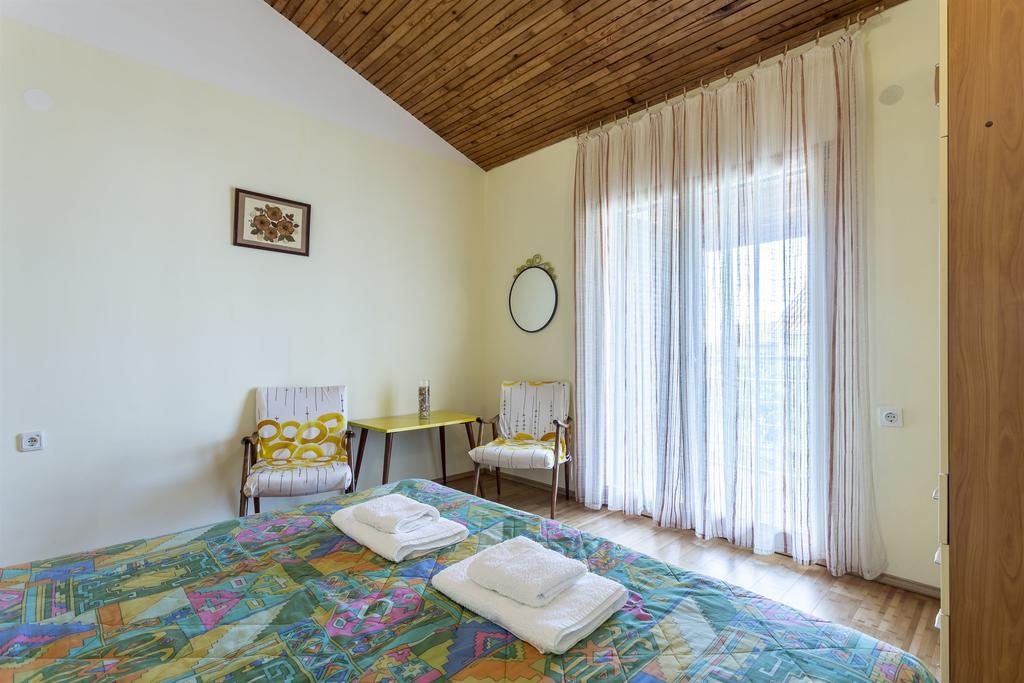 Apartment Srecko Vinisce Luaran gambar