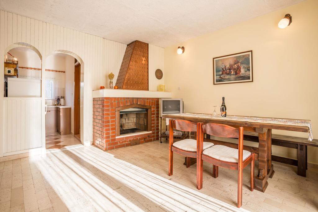 Apartment Srecko Vinisce Luaran gambar