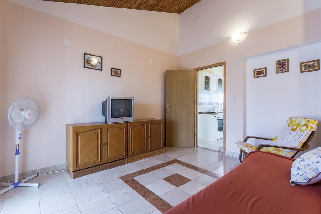 Apartment Srecko Vinisce Luaran gambar