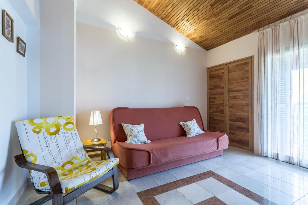 Apartment Srecko Vinisce Luaran gambar