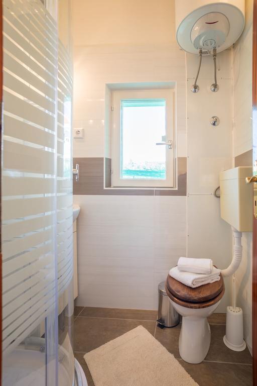 Apartment Srecko Vinisce Luaran gambar